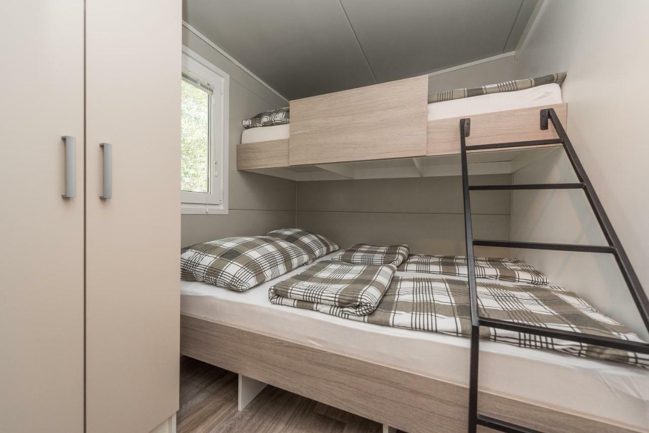 Camp Bepo Hotel Pakostane Ngoại thất bức ảnh